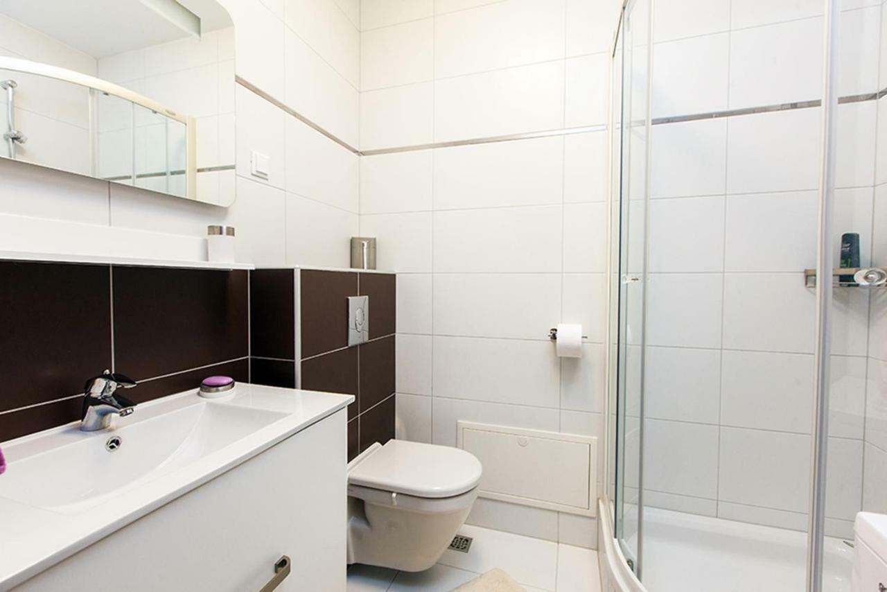 Apartment Makarska Free Beach Parking מראה חיצוני תמונה
