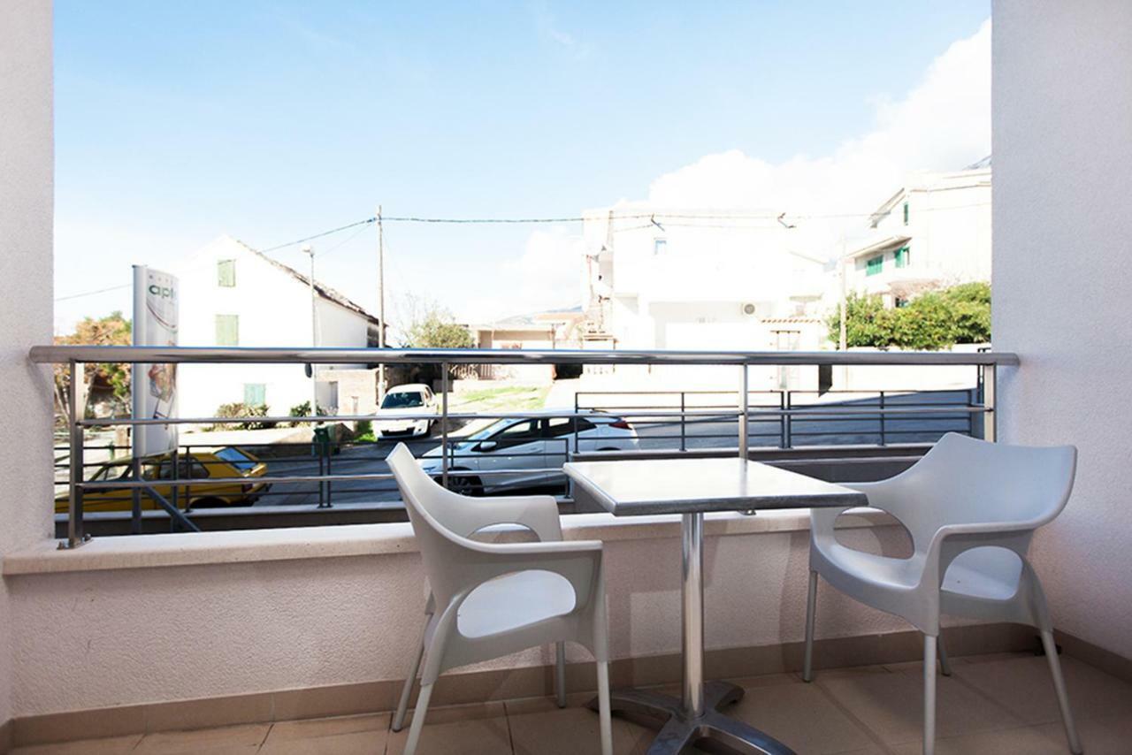 Apartment Makarska Free Beach Parking מראה חיצוני תמונה